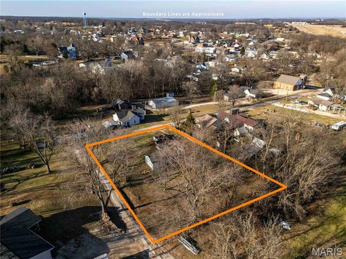 121 Park Ave, Frankford, MO, 63441-1108 | Card Image