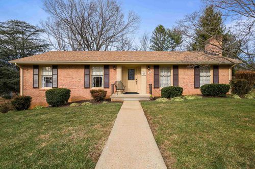 419 Cardinal St, STAUNTON, VA, 24401-1622 | Card Image