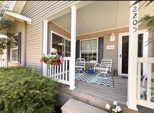 2205 Nightingale Ave Nw, Stewartville, MN, 55976-1190 | Card Image