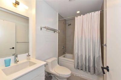 PH202 - 426 University Ave, Condo with 1 bedrooms, 1 bathrooms and null parking in Toronto ON | Image 3