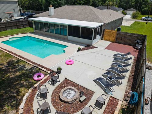 3147 Hickory St, Navarre, FL, 32566-9712 | Card Image