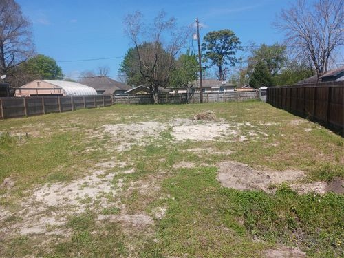 6217 Willow Dale St, Houston, TX, 77087-3343 | Card Image