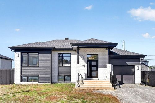 308 Rue Madeleine, Saint Lin  Laurentides, QC, J5M0A1 | Card Image