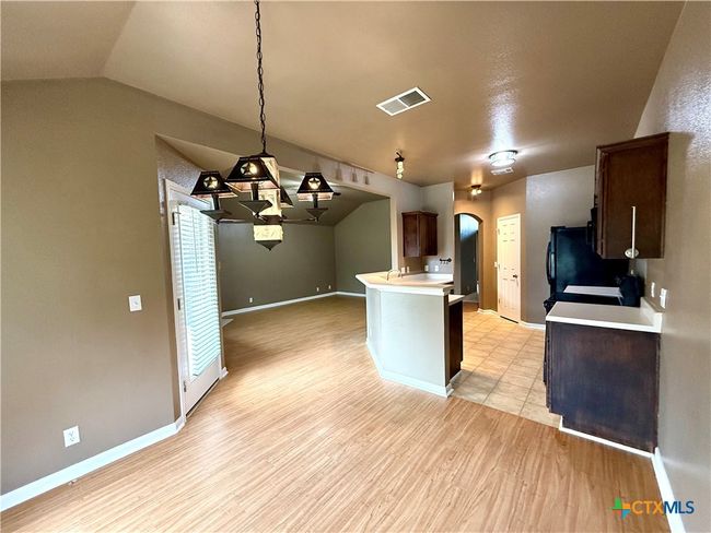 213 Summerside Ave, House other with 3 bedrooms, 2 bathrooms and null parking in Lockhart TX | Image 20