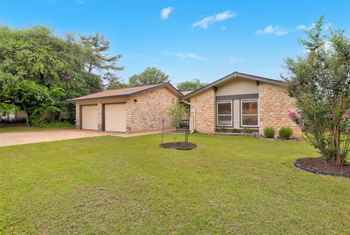 3804 Spring Creek Rd, Round Rock, TX, 78681-2507 | Card Image