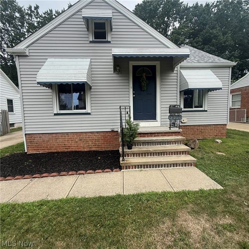 3312 Hearthstone Road, Parma, OH, 44134 | Card Image