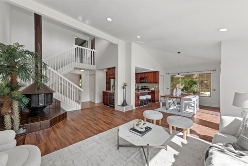63-3401 161st Pl Se, Bellevue, WA, 98008-4539 | Card Image