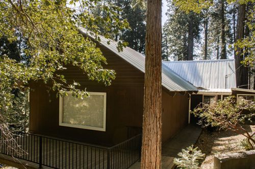 10608 Spruce Dr, Wofford Heights, CA, 93285-9515 | Card Image