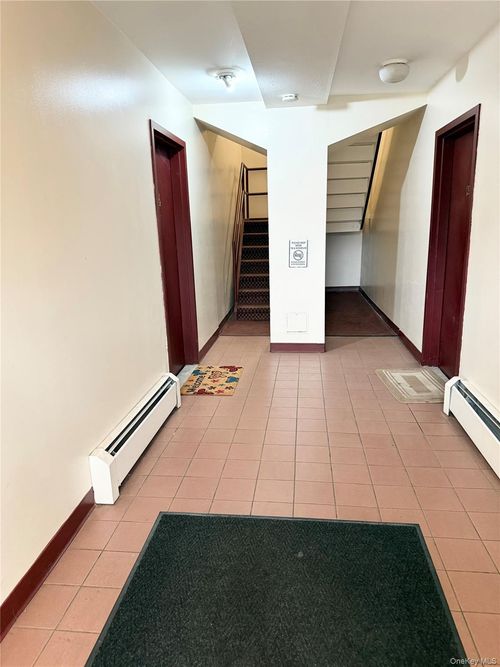 apt-4h-172-39 Highland Ave, Jamaica, NY, 11432-2833 | Card Image