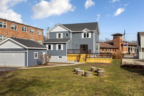 606 York St, Elmhurst, IL, 60126-4435 | Card Image