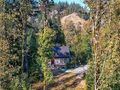 20738 Landstrom Rd, Hope, BC, V0X1L3 | Card Image