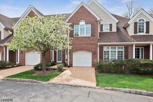 28 Schmidt Cir, Watchung, NJ, 07069-5952 | Card Image
