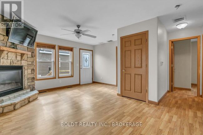 659 Port Maitland Road, Home with 3 bedrooms, 2 bathrooms and 2 parking in Haldimand (Dunnville) ON | Image 8