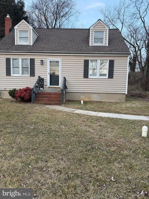 212 Lincoln Ave, Lutherville Timonium, MD, 21093-5333 | Card Image