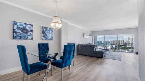 2023-500 Bayview Dr, Sunny Isles Beach, FL, 33160-4780 | Card Image