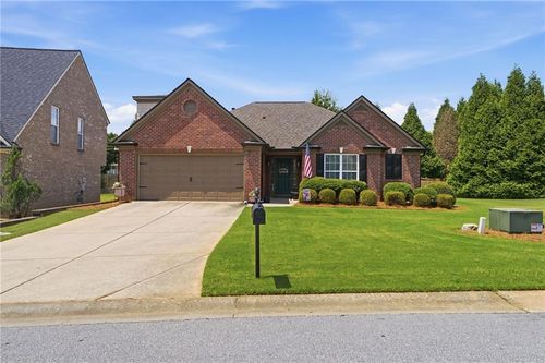6010 Riverwood Dr, Braselton, GA, 30517-6291 | Card Image