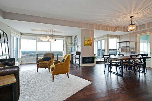 unit-4204-168 6th St E, Saint Paul, MN, 55101-1972 | Card Image