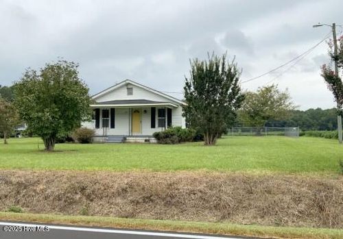 2989 Big Daddys Rd, Pikeville, NC, 27863-8939 | Card Image