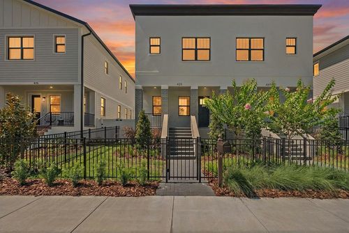 429 11th Ave S, St Petersburg, FL, 33701-5227 | Card Image