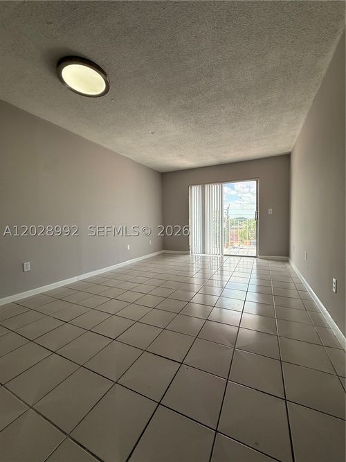 407-6820 W Flagler St, Miami, FL, 33144-2841 | Card Image