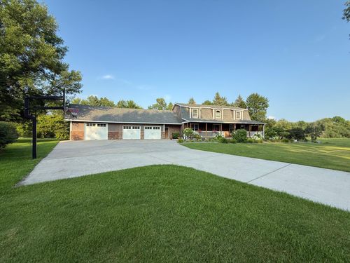 131 Fern Rd, Thief River Falls, MN, 56701-3801 | Card Image