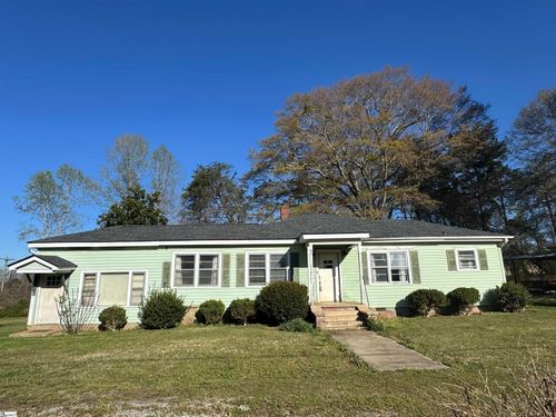 7 Valley Road, Travelers Rest, SC, 29690 | Card Image