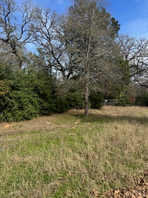 306 Travis Rd, Paige, TX, 78659-4832 | Card Image
