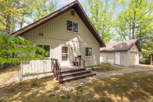 3228 S Skeba Rd S, Lake Leelanau, MI, 49653-9673 | Card Image