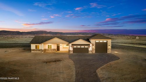 8355 N Barnes St, Prescott Valley, AZ, 86315-0308 | Card Image