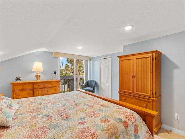 APT-54 - 4949 N Highway A1a, House attached with 3 bedrooms, 3 bathrooms and null parking in Hutchinson Island FL | Image 11
