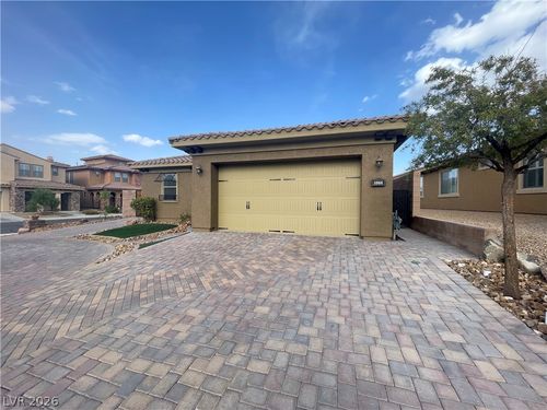 1066 Via Nandina Pl, Henderson, NV, 89011-0827 | Card Image