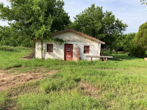205 S Prairie Ave, Petrolia, TX, 76377 | Card Image