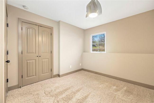 1009 Peak St, House other with 4 bedrooms, 2 bathrooms and null parking in Cave Springs AR | Image 15