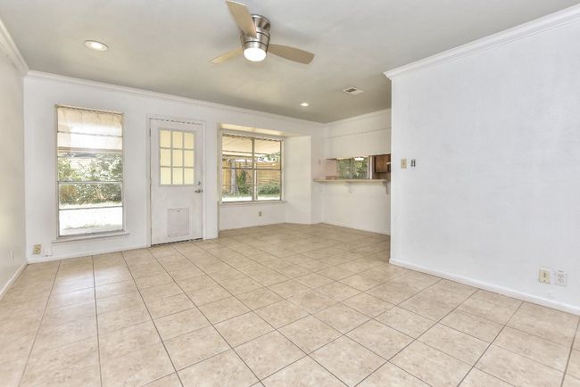 Family Room | Image 7