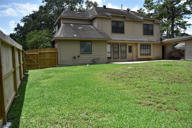 The house is on almost a quarter acre lot. | Image 30