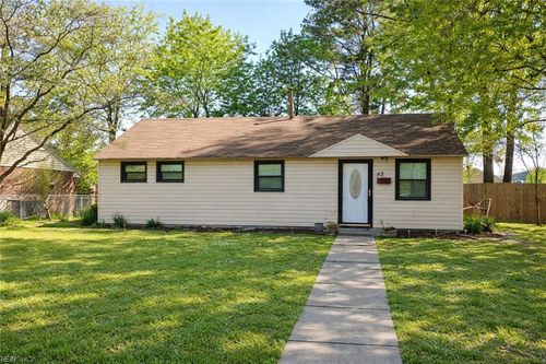 42 Jordan Dr, Hampton, VA, 23666-4136 | Card Image
