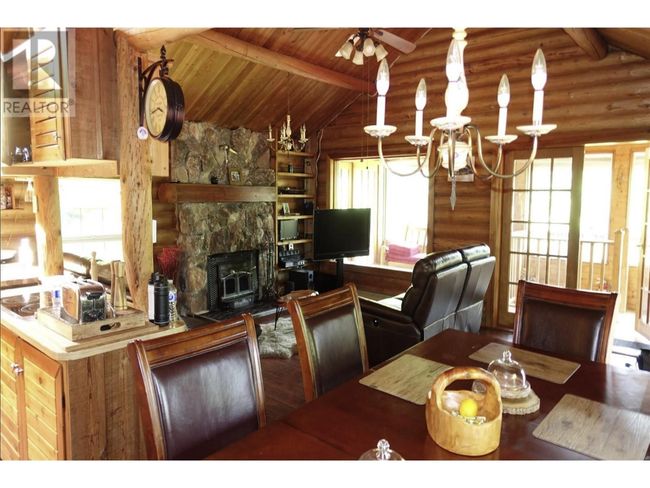 4061 Torry Rd, House other with 3 bedrooms, 2 bathrooms and 12 parking in Eagle Bay BC | Image 7