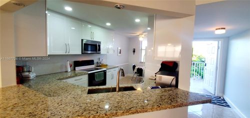 apt-402-2521 Nw 104th Ave, Sunrise, FL, 33322-6350 | Card Image