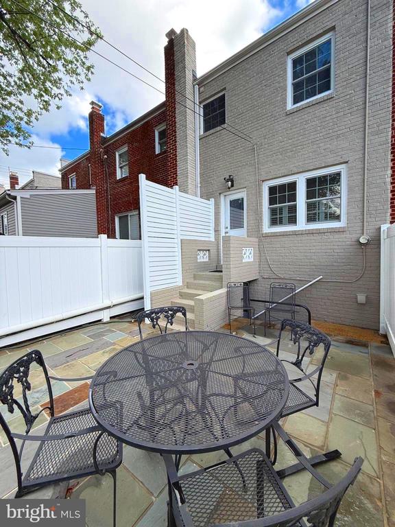 Residential in ALEXANDRIA 5