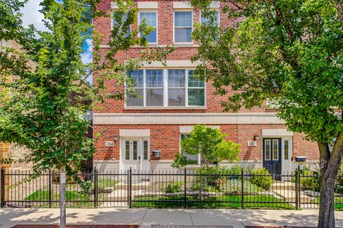 3863 Milwaukee Ave, Chicago, IL, 60641-2822 | Card Image