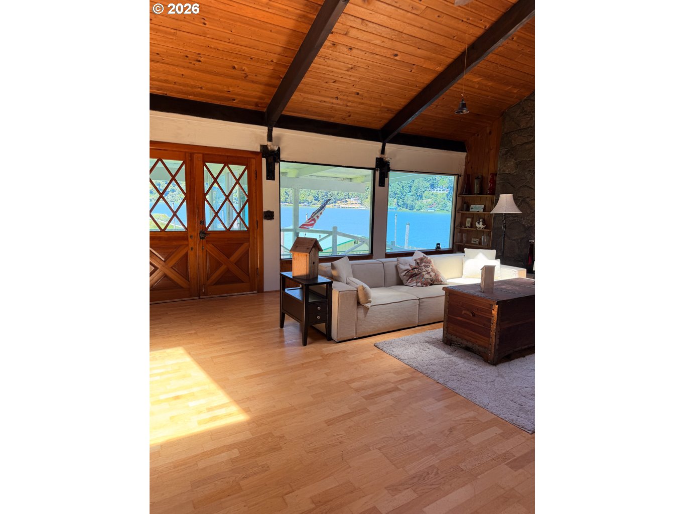 Residential in Lakeside 4