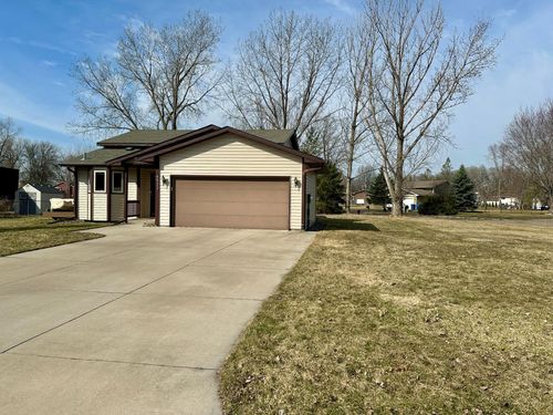 6933 Sumac Court, Centerville, MN, 55038 | Card Image