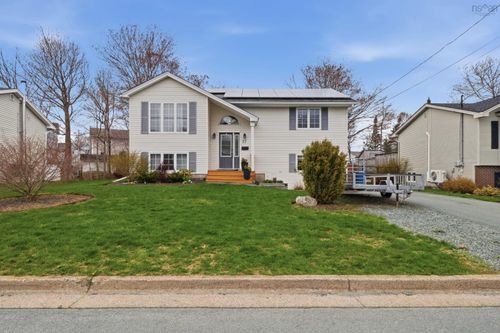 27 Ashdale Crescent, Timberlea, NS, B3T1L3 | Card Image