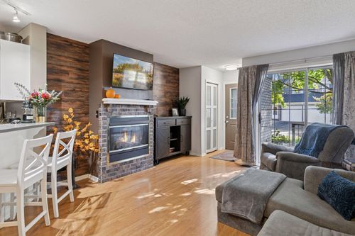 apt-10-1825 Donegal Dr, Woodbury, MN, 55125-9436 | Card Image