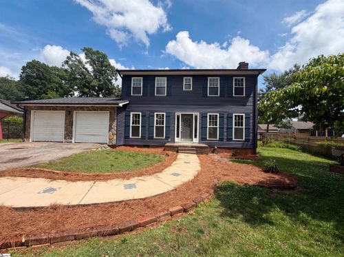 4 Willowood Dr, spartanburg, SC, 29303-9416 | Card Image