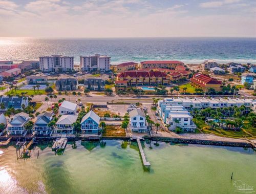 1581 Bulevar Menor, Pensacola Beach, FL, 32561-2352 | Card Image