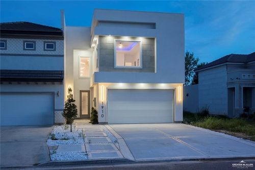 1910 Sunset Dr, Mission, TX, 78572-8005 | Card Image