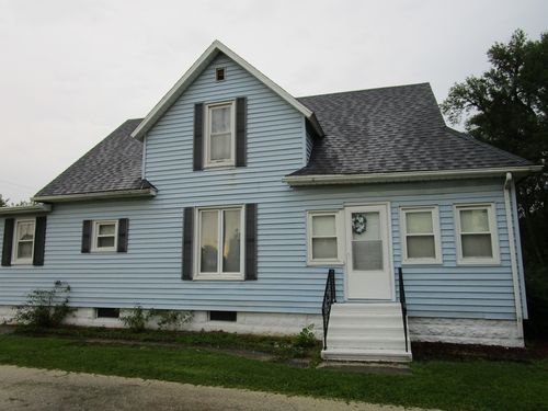321 E Cleveland St, Cullom, IL, 60929-9766 | Card Image