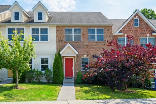 330 Sapphire Dr, HARRISONBURG, VA, 22801 | Card Image