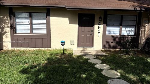 4501 Sw 136th Pl, Miami, FL, 33175-3720 | Card Image